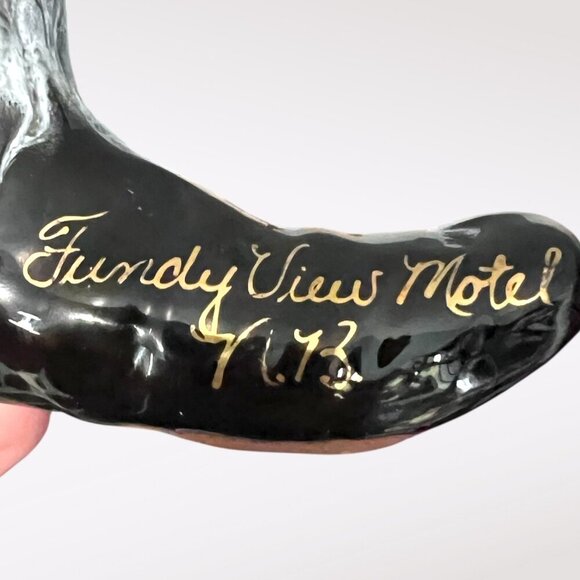 Vintage 70s Fundy View Motel Ceramic Souvenir Boot Shoe Collectible Canada - Picture 2 of 8